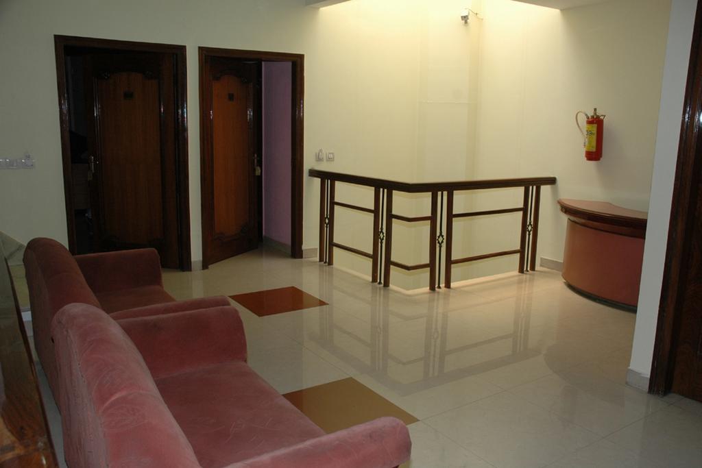Hotel D R International Ambāla Exterior foto