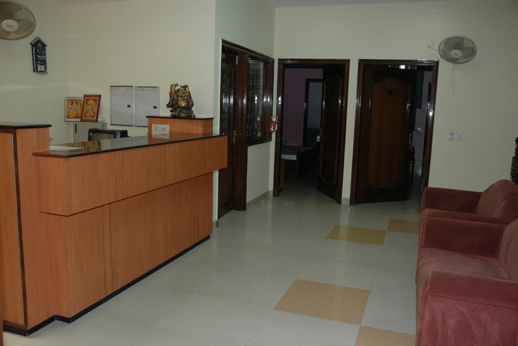 Hotel D R International Ambāla Exterior foto